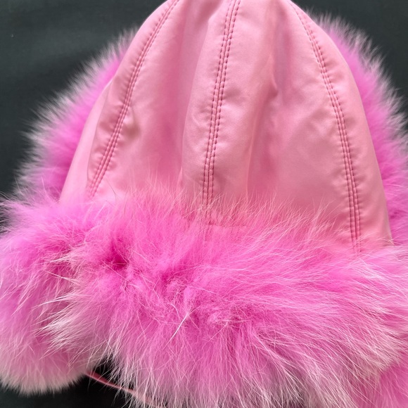 Hat - Picture 4 of 8